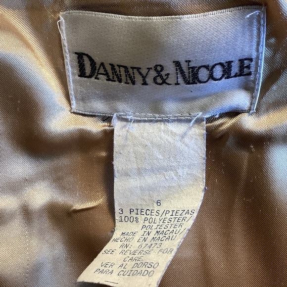 Vintage Danny & Nicole NY Women's Long Black Jacket and Dress XS - S 3 Button - Picture 10 of 16